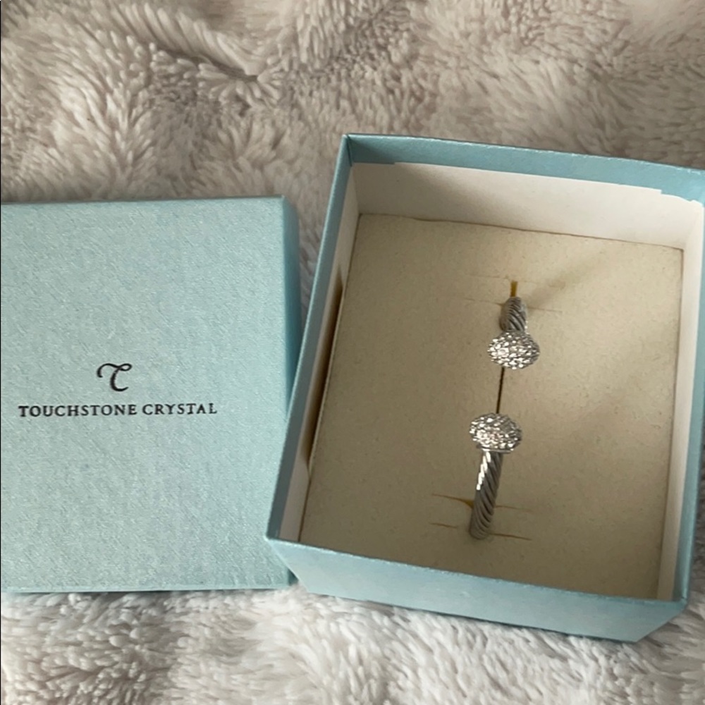 Touchstone crystal bracelet